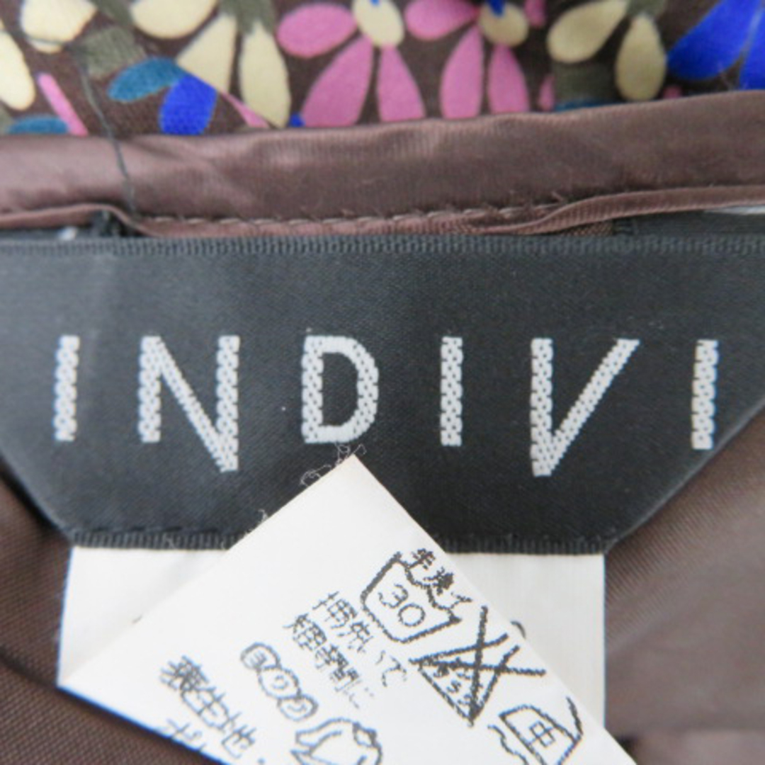 INDIVI(インディヴィ)のインディヴィ タイトスカート ミモレ丈 スリット 花柄 38 マルチカラー 青 レディースのスカート(ひざ丈スカート)の商品写真