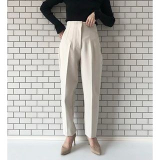 ザラ(ZARA)のZARA ザラ　ハイウエストパンツ　ズボン　白　ほぼ未使用　Sサイズ(カジュアルパンツ)