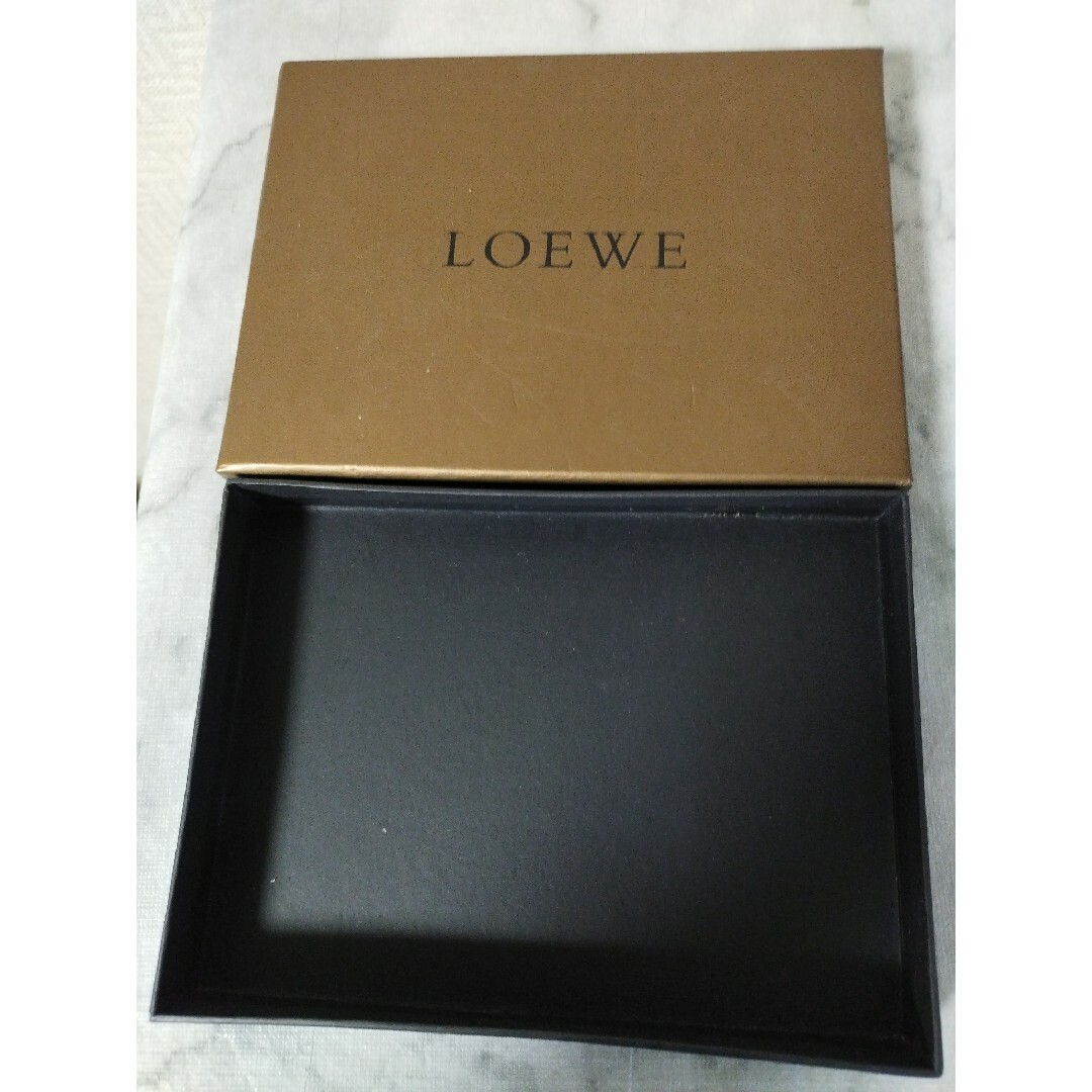 LOEWE(ロエベ)のLOEWE カードケース箱 レディースのバッグ(ショップ袋)の商品写真