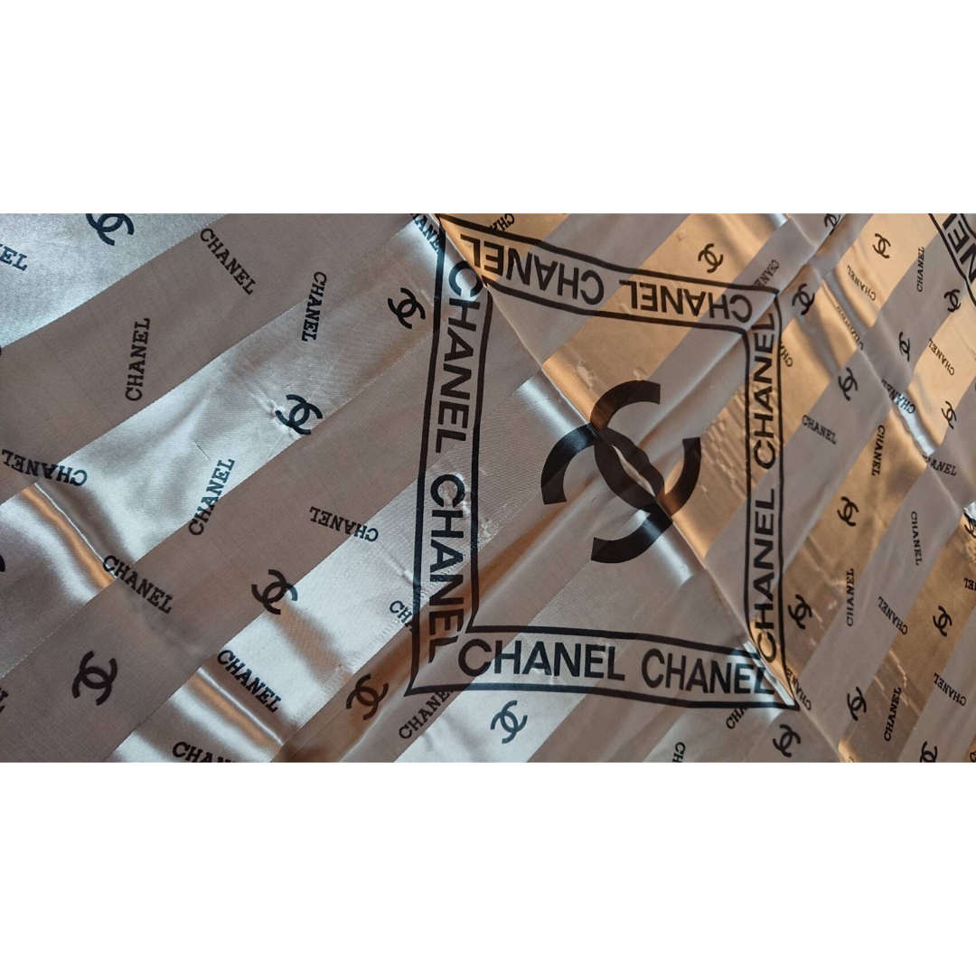 CHANEL(シャネル)のCHANELスカーフ レディースのファッション小物(バンダナ/スカーフ)の商品写真