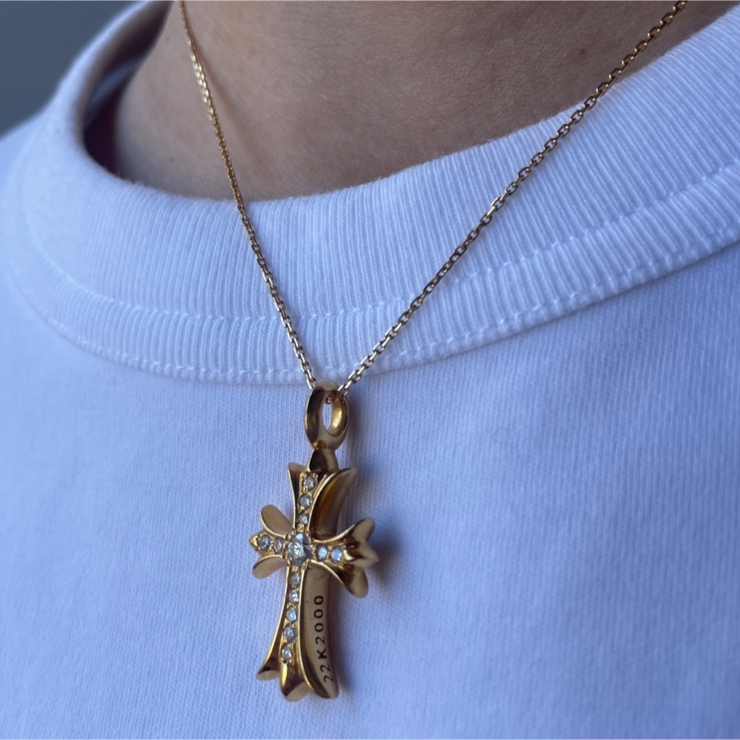 クロムハーツ 22K ダイヤ パヴェ タイニー ファット クロス チャーム クロムハーツ 22K ダイヤ パヴェ タイニー ファット クロス チャーム