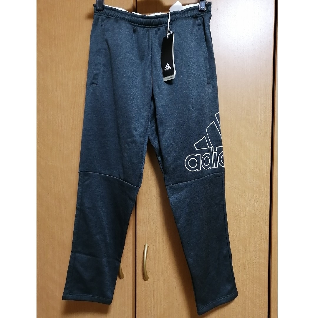 adidas(アディダス)の【新品】アディダス クライマウォーム スウェットパンツ(裏フリース) 150 キッズ/ベビー/マタニティのキッズ服男の子用(90cm~)(パンツ/スパッツ)の商品写真