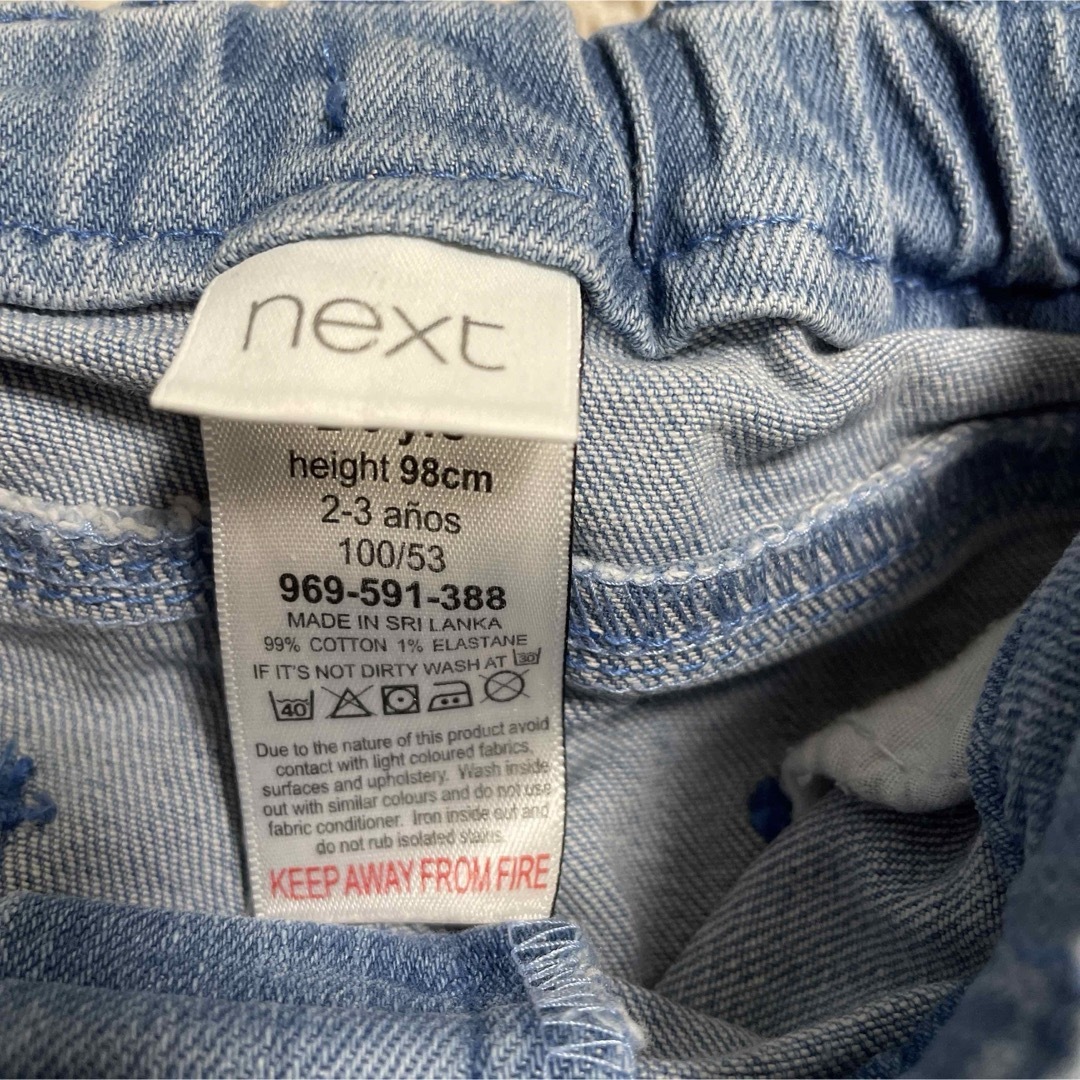 NEXT(ネクスト)のnext 裾フリル　デニム キッズ/ベビー/マタニティのキッズ服女の子用(90cm~)(パンツ/スパッツ)の商品写真