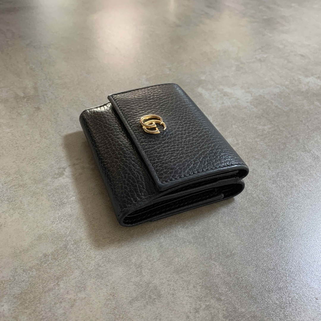 Gucci(グッチ)のGUCCI GGマーモント レザー 三つ折り 財布 524672 レディースのファッション小物(財布)の商品写真