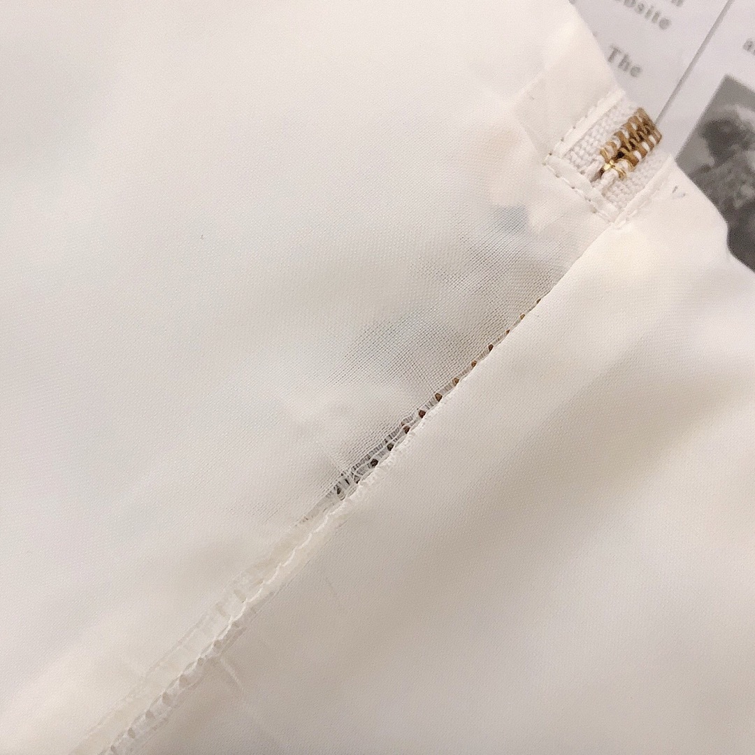 le.coeur blanc(ルクールブラン)のルクールブラン ボタニカル フラワー プリント トラペーズ スカート レディースのスカート(ロングスカート)の商品写真