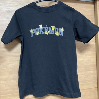 ジーユー(GU)のGU ポケモンTシャツ　ブラック　150 (Tシャツ/カットソー)