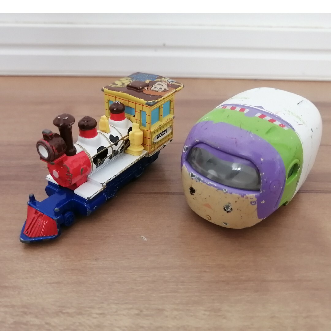 Takara Tomy(タカラトミー)のディズニー トミカ キッズ/ベビー/マタニティのおもちゃ(電車のおもちゃ/車)の商品写真