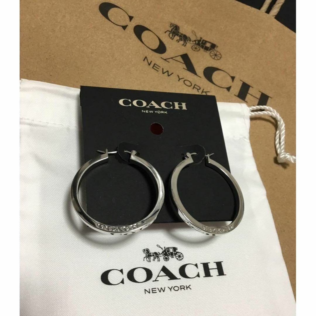COACH - 新品 ショッパー付 COACH フープリング シルバーピアス COACH - 新品 ショッパー付 COACH フープリング シルバーピアス