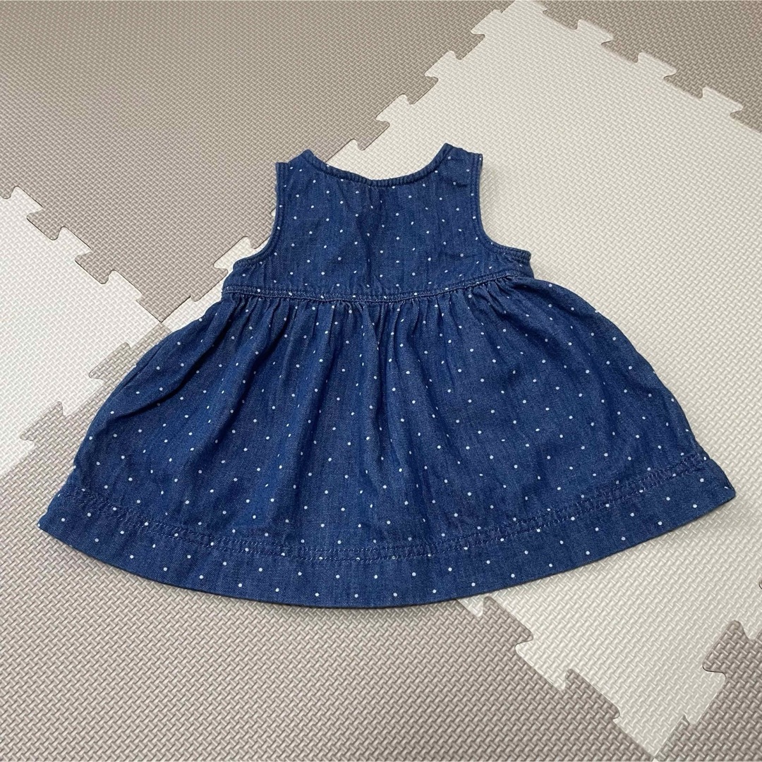 babyGAP(ベビーギャップ)のBABY GAP デニムワンピース　ベビーワンピース キッズ/ベビー/マタニティのベビー服(~85cm)(ワンピース)の商品写真