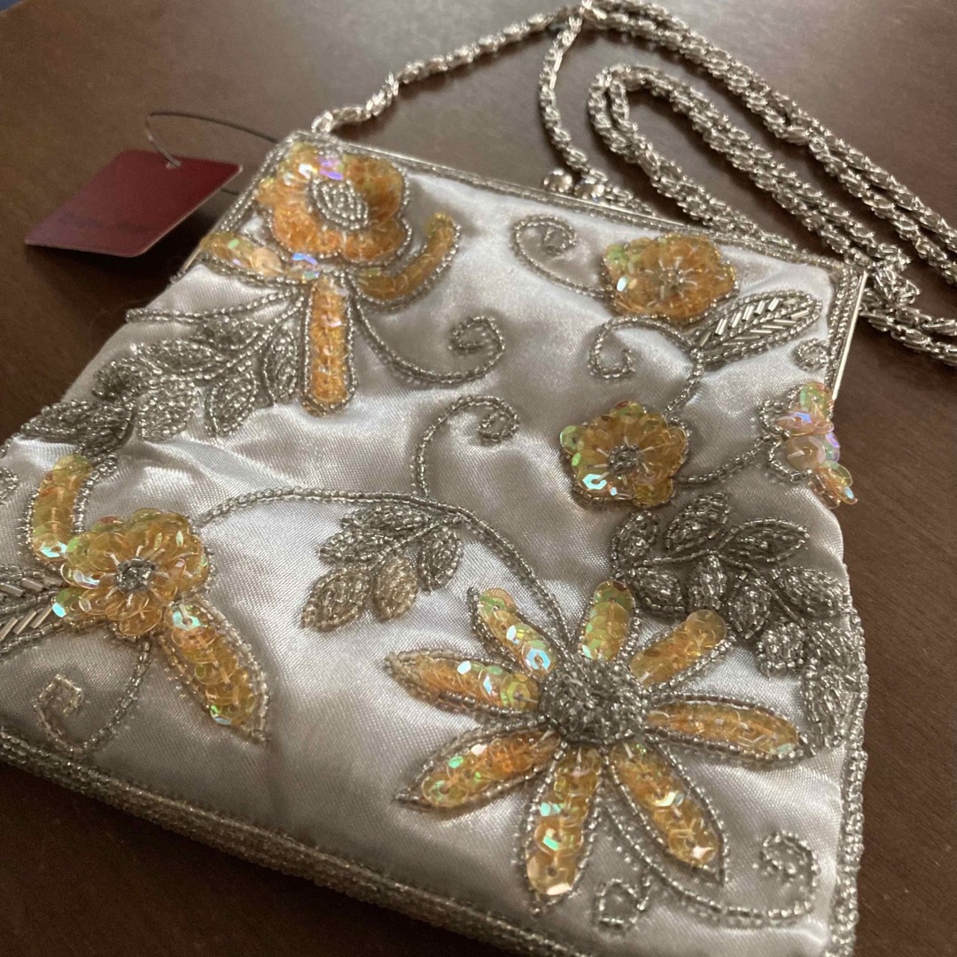 GRACE CONTINENTAL - タグ付き新品☆ビーズ刺繍がかわいいミニ GRACE CONTINENTAL - タグ付き新品☆ビーズ刺繍がかわいいミニ