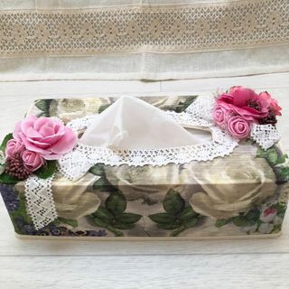  BOXティッシュケース　(シックな薔薇)　デコパージュ　ハンドメイド(雑貨)