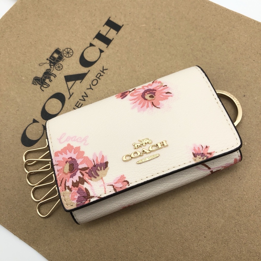 COACH - 【COACH☆大人気】☆ホワイト☆フローラル☆フラワー☆花柄