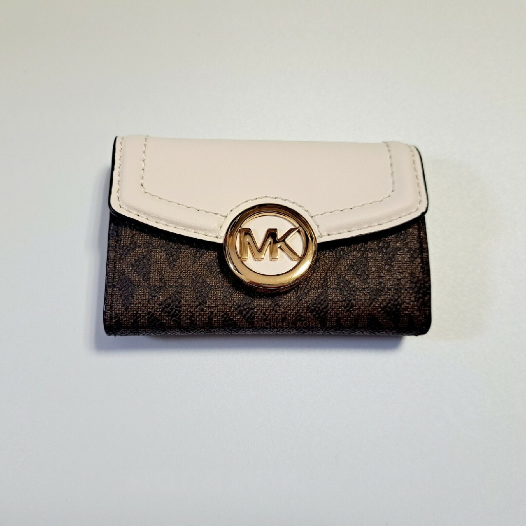 ❥【SALE】【新品】マイケルコースのキーケース ❥【SALE】【新品】マイケルコースのキーケース