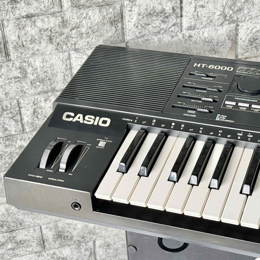 CASIO(カシオ)のCasio HT-6000 ダイナミックポリフォニック・アナログシンセサイザー 楽器の鍵盤楽器(キーボード/シンセサイザー)の商品写真