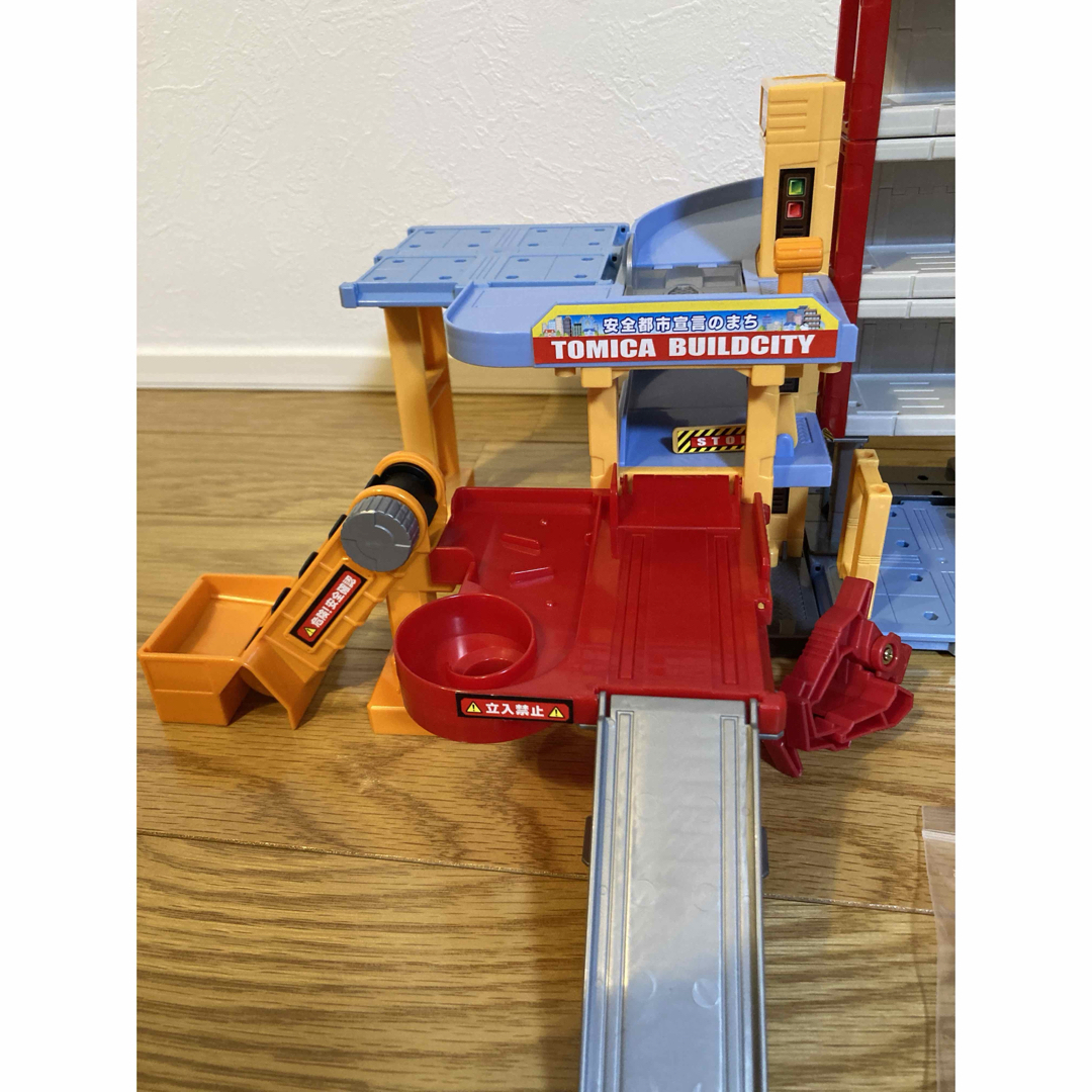 Takara Tomy - トミカタウンビルドシティ パワークレーン建設 Takara Tomy - トミカタウンビルドシティ パワークレーン建設