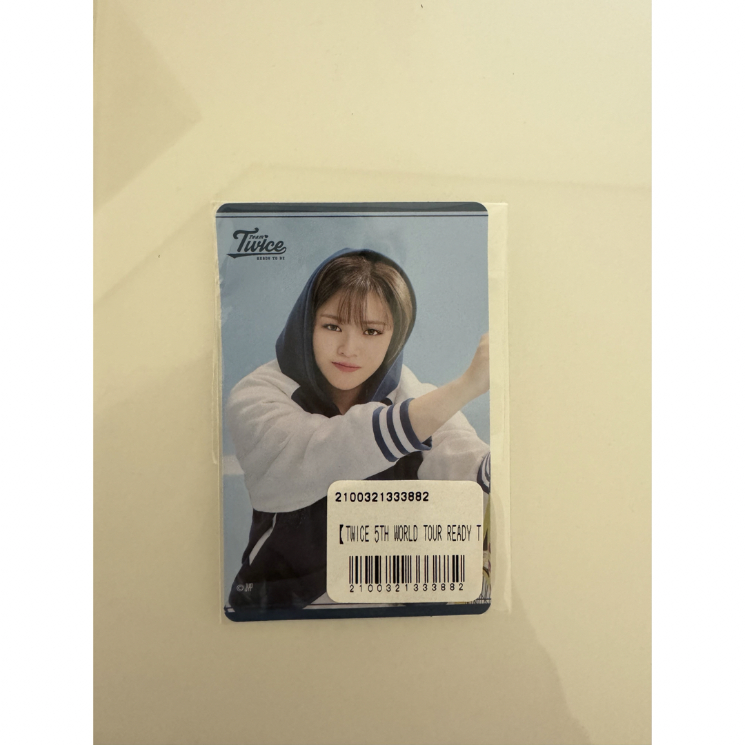 TWICE(トゥワイス)のTwice カード エンタメ/ホビーのCD(K-POP/アジア)の商品写真