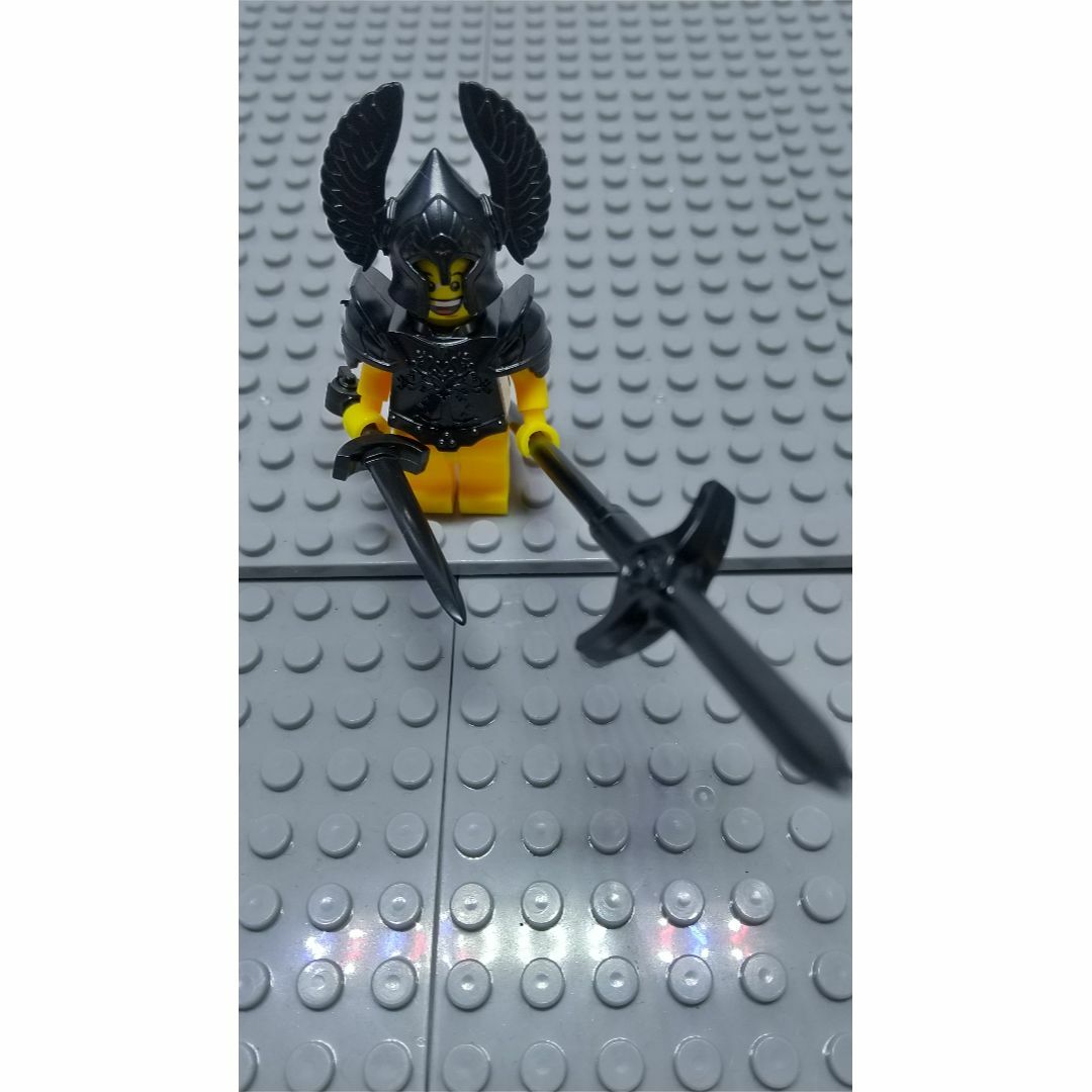 中世ヨーロッパ　漆黒ブラックナイト　LEGO互換　レゴ武器　モンハン　インテリア エンタメ/ホビーのフィギュア(SF/ファンタジー/ホラー)の商品写真