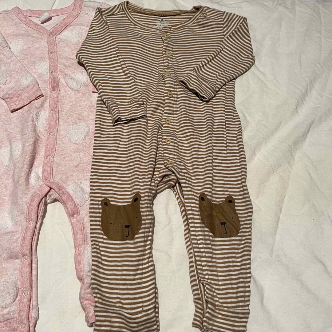 babyGAP(ベビーギャップ)のbaiya 80 ギャップ　ロンパース　長袖　長ズボン　女の子　ピンク　ハート キッズ/ベビー/マタニティのベビー服(~85cm)(ロンパース)の商品写真