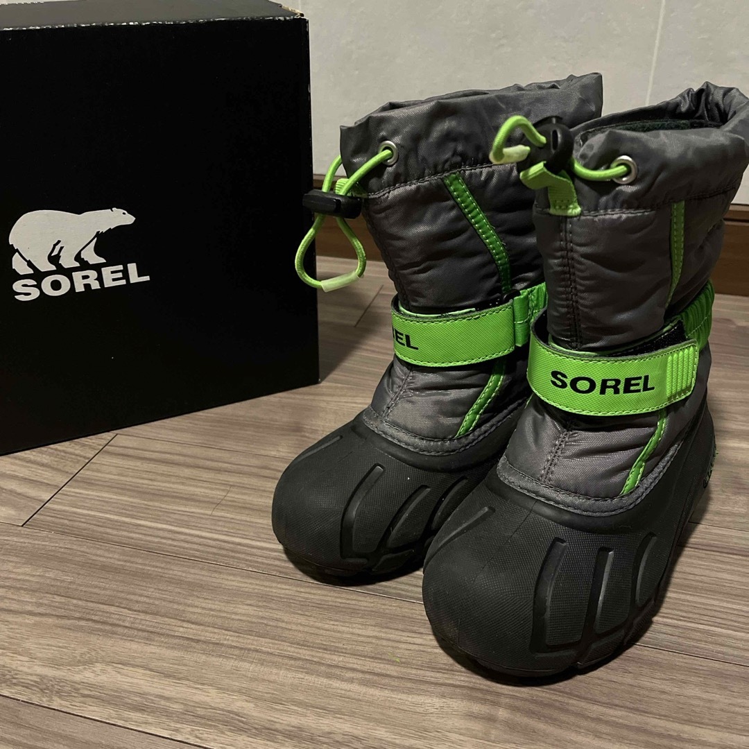 SOREL(ソレル)のSOREL スノーブーツ 子供用 16cm キッズ/ベビー/マタニティのキッズ靴/シューズ(15cm~)(アウトドアシューズ)の商品写真