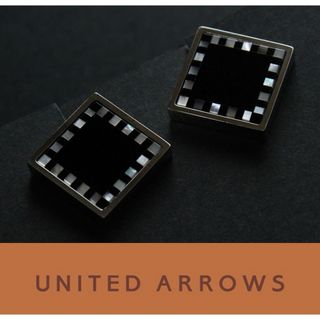 ユナイテッドアローズ(UNITED ARROWS)の4589◆ユナイテッドアローズ◆カフス◆シルバー黒曜石白蝶貝◆カフスボタン(カフリンクス)