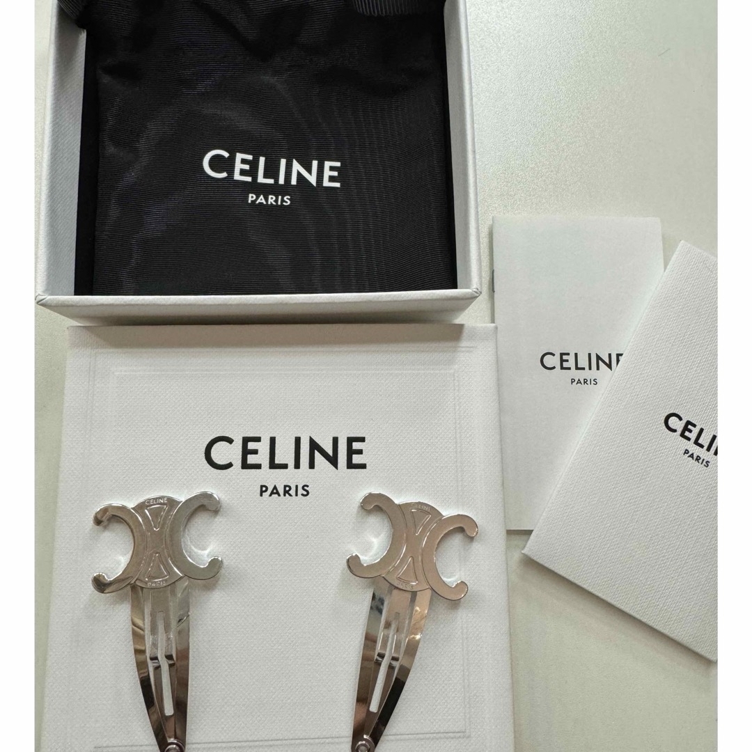 celine(セリーヌ)のともちゃん様専用CELINE セリーヌ トリオンフ スナップ ヘアクリップ  レディースのヘアアクセサリー(バレッタ/ヘアクリップ)の商品写真