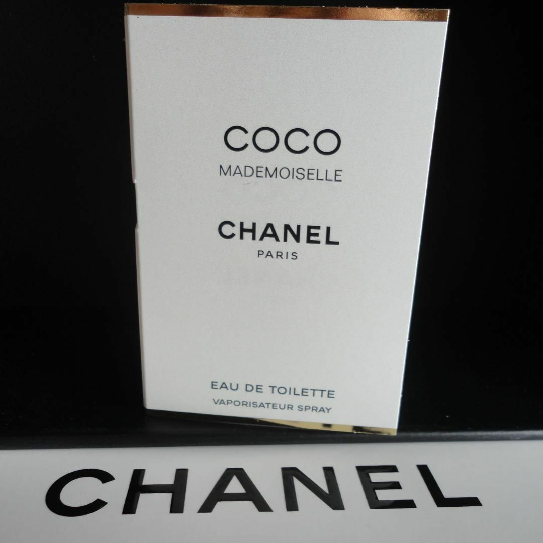 CHANEL(シャネル)の新品 ココマドモアゼル EDT 1.5ml シャネル香水 正規サンプル コスメ/美容の香水(香水(女性用))の商品写真