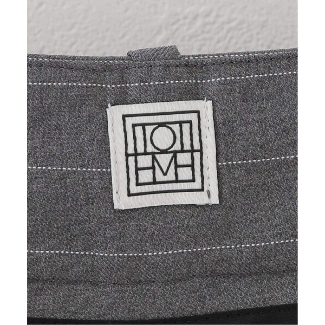 TOTEME - 新品未使用23SS TOTEME トーテム ウールストライプ TOTEME - 新品未使用23SS TOTEME トーテム ウールストライプ