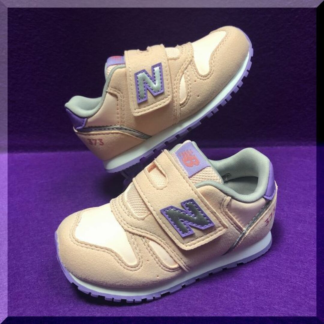 New Balance(ニューバランス)の13.5cm New Balance IZ373 XK2 可愛いニューバランス靴 キッズ/ベビー/マタニティのベビー靴/シューズ(~14cm)(スニーカー)の商品写真