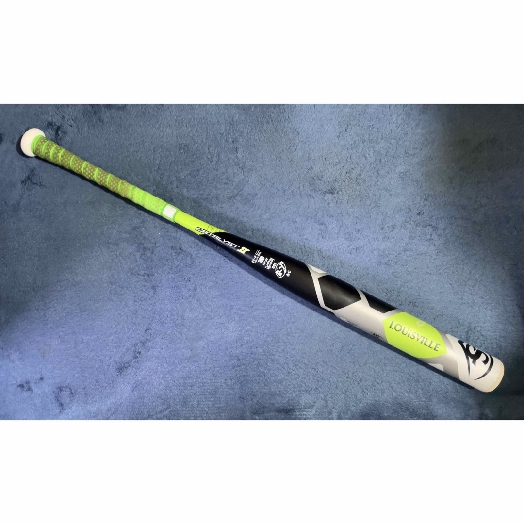 Louisville Slugger(ルイスビルスラッガー)のルイスビルスラッガー カタリスト2TI ソフトボール3号革ゴム スポーツ/アウトドアの野球(バット)の商品写真