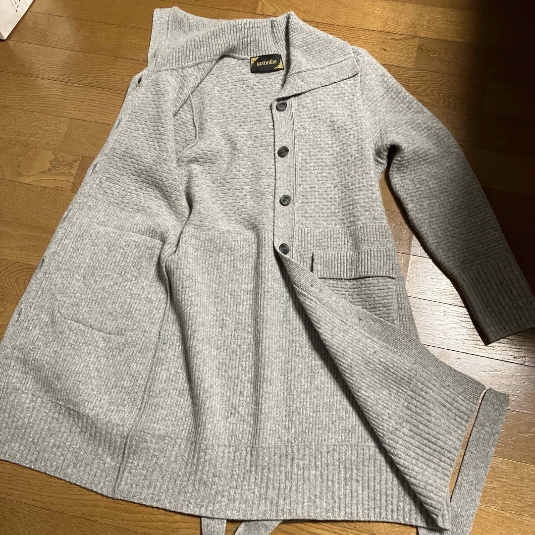 ロングカーディガン　 WOOL100%   Mサイズ レディースのトップス(カーディガン)の商品写真