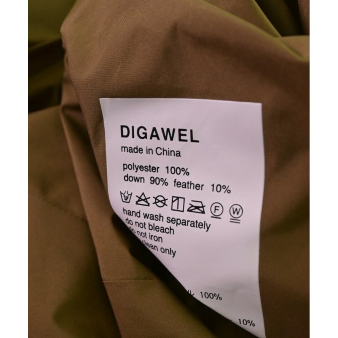 DIGAWEL(ディガウェル)のDIGAWEL ディガウェル ダウンジャケット/ダウンベスト -(M位) カーキ 【古着】【中古】 メンズのジャケット/アウター(ダウンジャケット)の商品写真