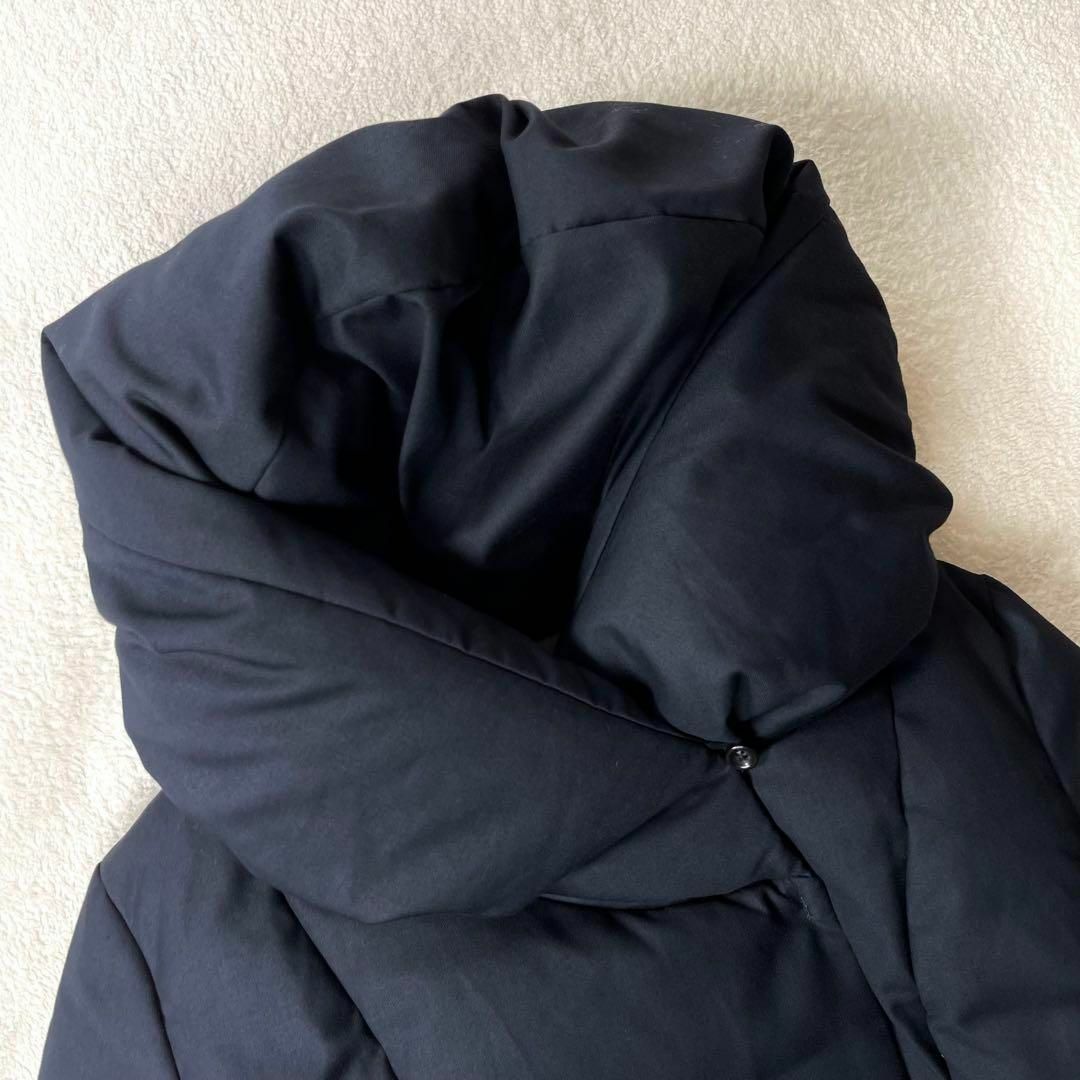 ROPE’(ロペ)の美品 ロペ ダウンコート ショールカラー ネイビーブラック サイズ38 レディースのジャケット/アウター(ダウンコート)の商品写真