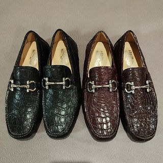 フェラガモ(Ferragamo)のフェラガモ クロコダイルシューズ 靴２足セット サイズ７(スリッポン/モカシン)