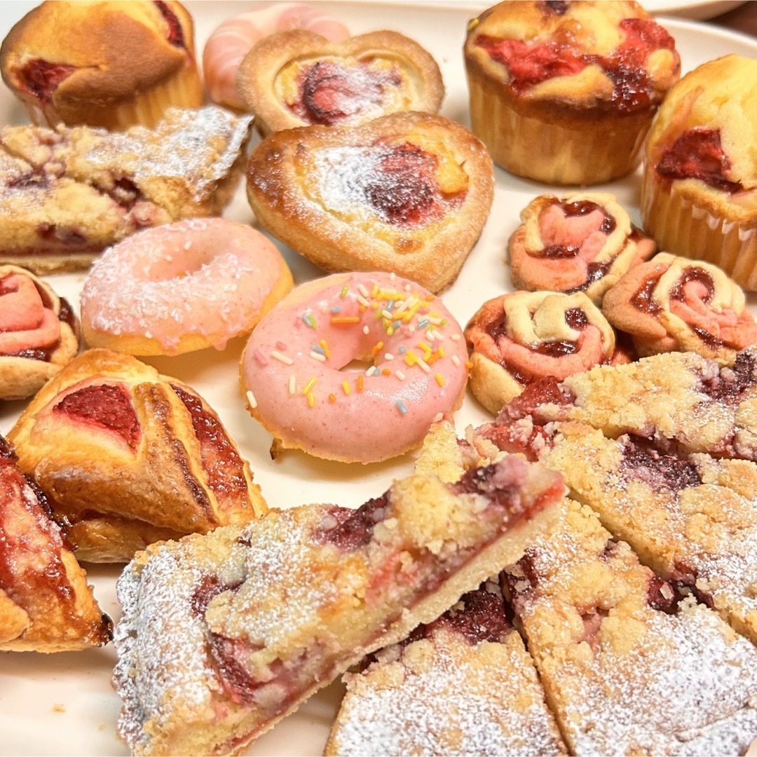 いちご焼き菓子せっと 食品/飲料/酒の食品(菓子/デザート)の商品写真