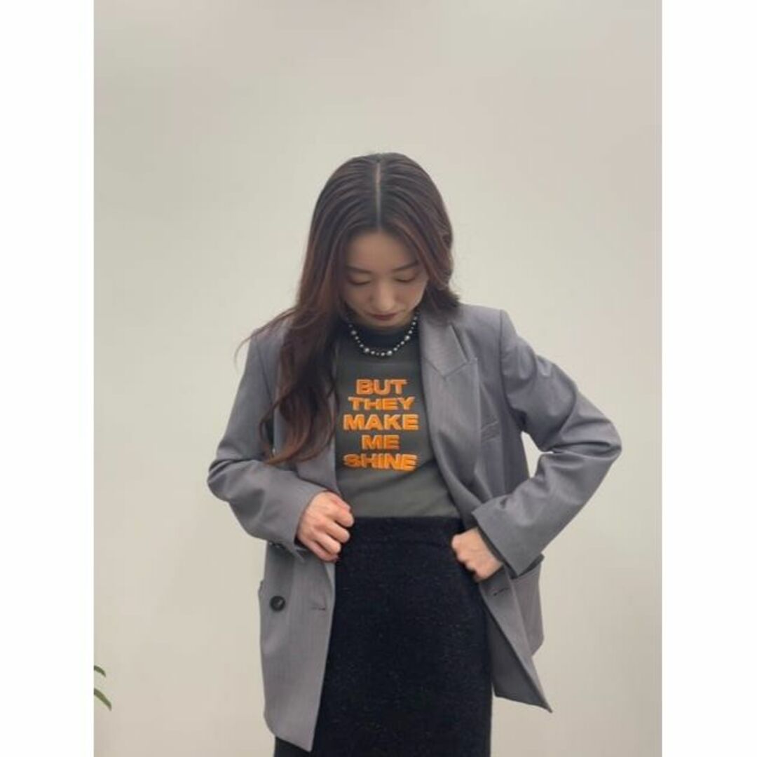 moussy(マウジー)のMOUSSY♡NECK PRINT LETTER LS TSJ レディースのトップス(Tシャツ(長袖/七分))の商品写真