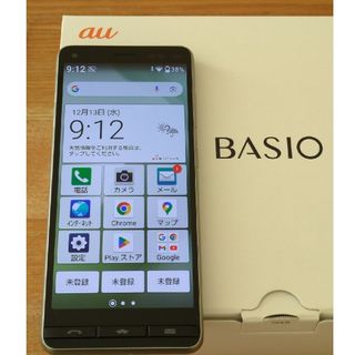 キョウセラ(京セラ)のau Basio 4 シャンパンゴールド SIMロック解除済み(スマートフォン本体)