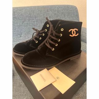 Chanel 23A 23B cc logo rain boots size 39 ブーツ【CHANEL Chanel 23A 23B cc logo rain boots size 39 ブーツ【CHANEL