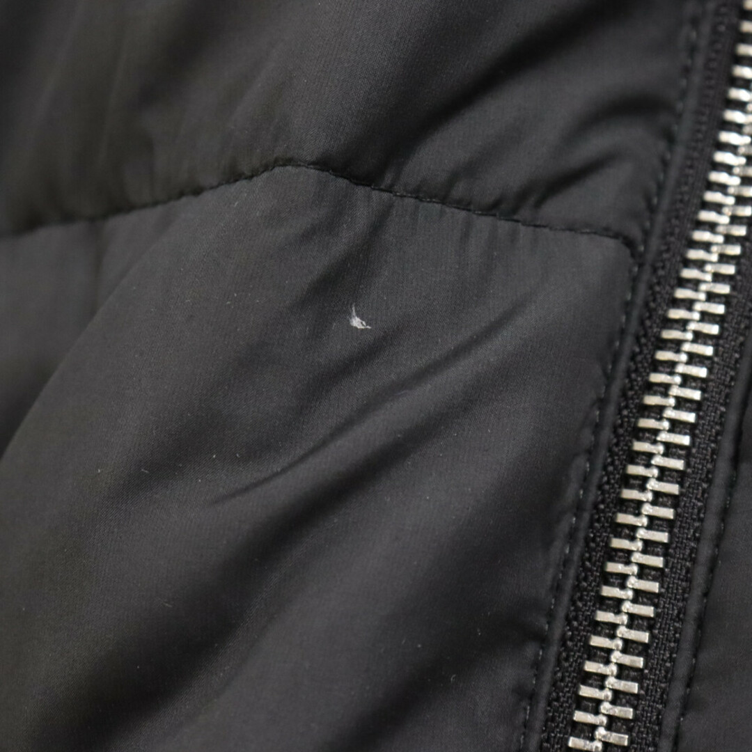 PRADA(プラダ)のPRADA プラダ 23AW Down Jacket プレートロゴ キルティング ダウンジャケット ブラック SGC403 S232 メンズのジャケット/アウター(ダウンジャケット)の商品写真