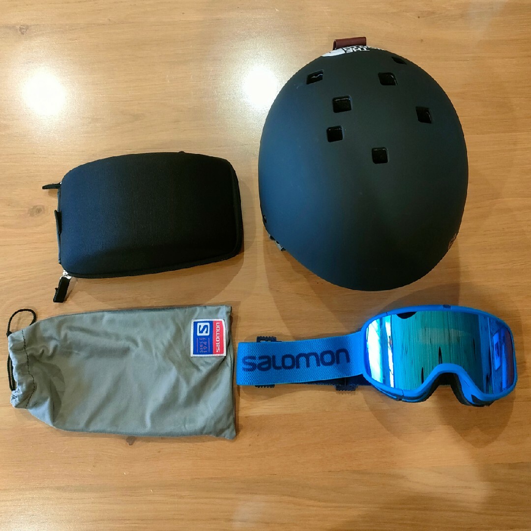 サロモン　スノーヘルメット　ゴーグルセット スポーツ/アウトドアのスノーボード(ウエア/装備)の商品写真