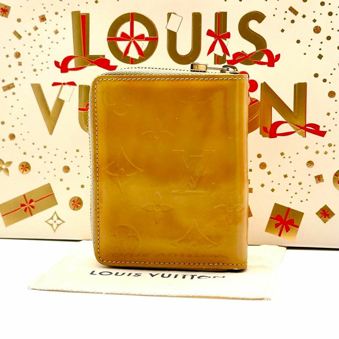 LOUIS VUITTON(ルイヴィトン)のヴィトン モノグラム ヴェルニ ブルーム ラウンドファスナー 折り財布 ビトン レディースのファッション小物(財布)の商品写真