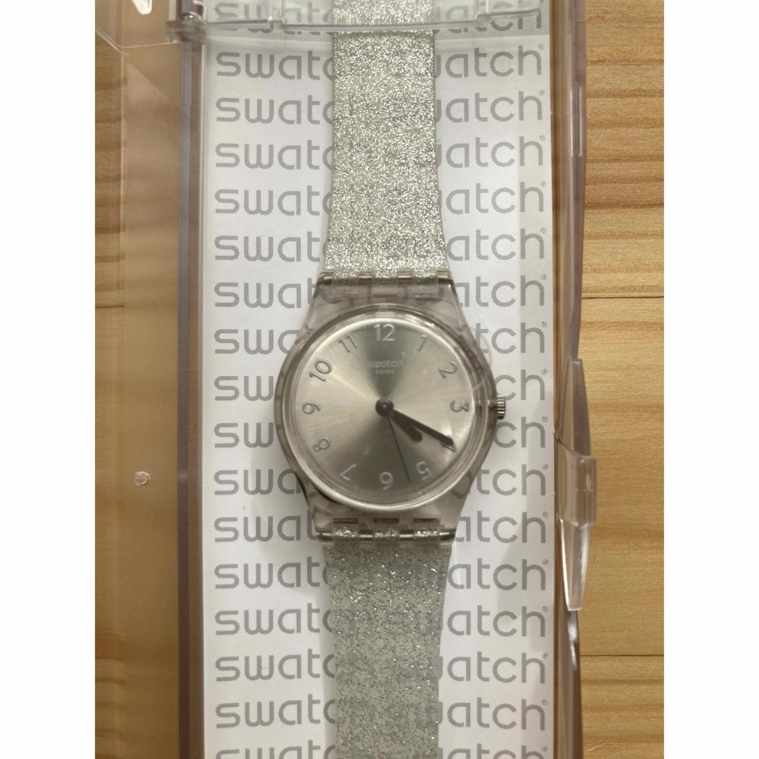 swatch(スウォッチ)のスウォッチ SILVER GLISTAR TOO (lk343E) レディースのファッション小物(腕時計)の商品写真