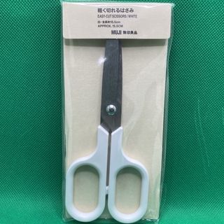 ムジルシリョウヒン(MUJI (無印良品))の軽く切れるはさみ　全長約15.5CM MUJI 無印良品　✖️5(はさみ/カッター)