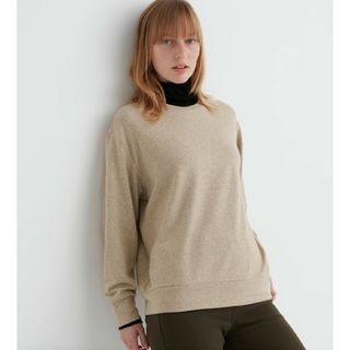 ユニクロ(UNIQLO)のUNIQLO ソフト フリース クルーネック 3XL 4L スウェット セーター(ニット/セーター)