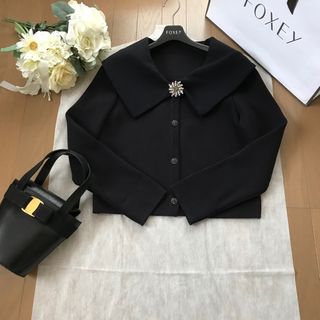 フォクシー(FOXEY)のFOXEY Flora Knit Cardigan DM掲載 89640円(カーディガン)