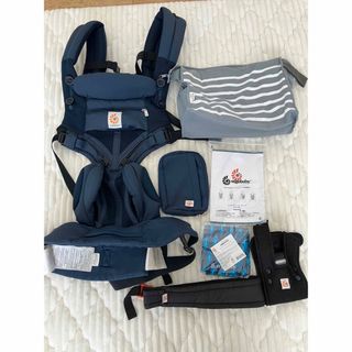 エルゴベビー(Ergobaby)のエルゴベビー  OMNI360 クールエア　 メッシュ　ミッドナイトブルー (抱っこひも/おんぶひも)