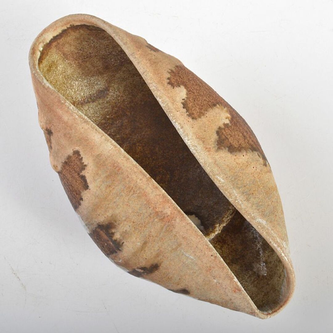 唐津焼 古唐津 釉垂れ 手びねり 変形碗 時代箱付 C R6652 美術品/ 唐津焼 古唐津 釉垂れ 手びねり 変形碗 時代箱付 C R6652 美術品/