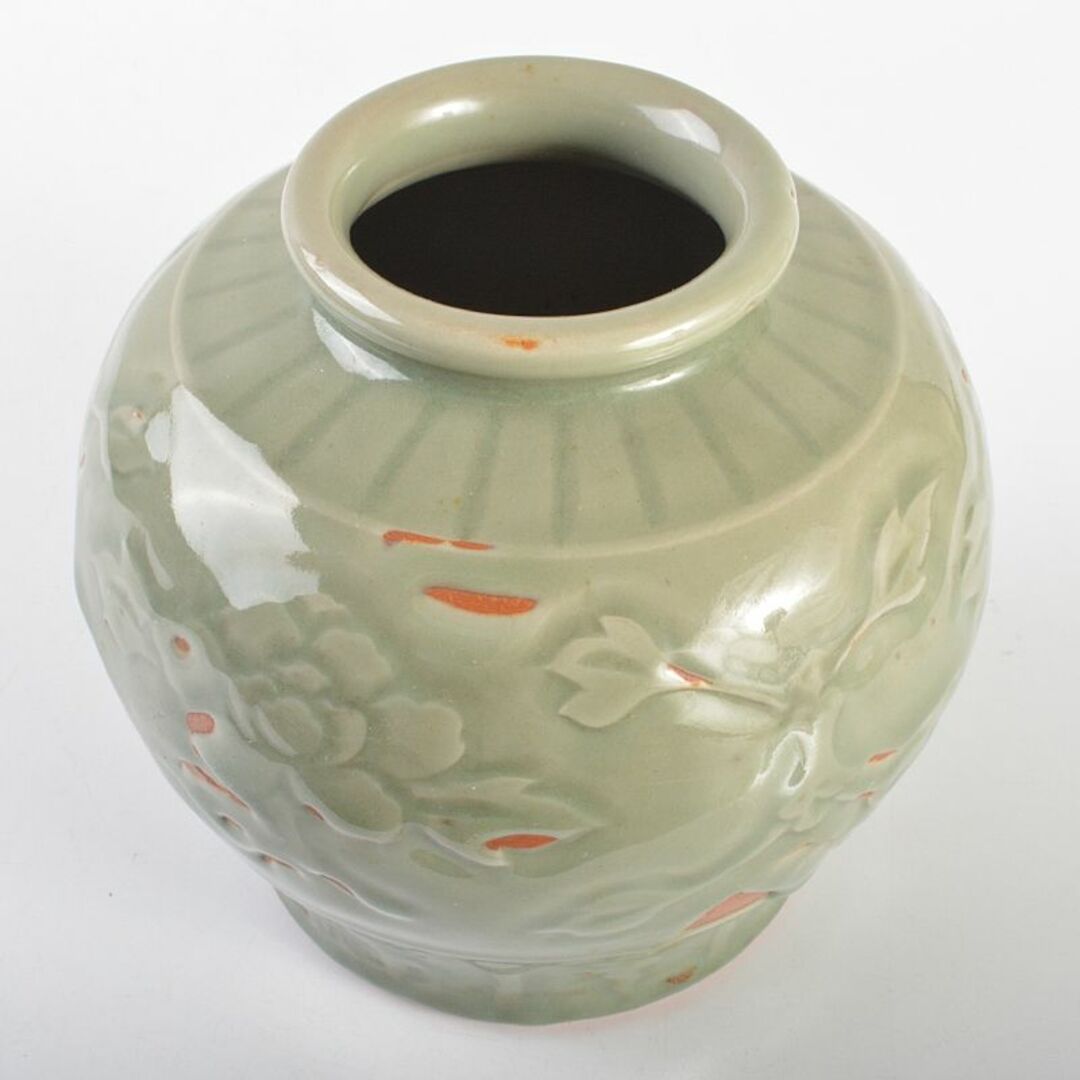 中国 龍泉窯 青磁 陽刻 花文 壷 C R6654 中国 龍泉窯 青磁 陽刻 花文 壷 C R6654