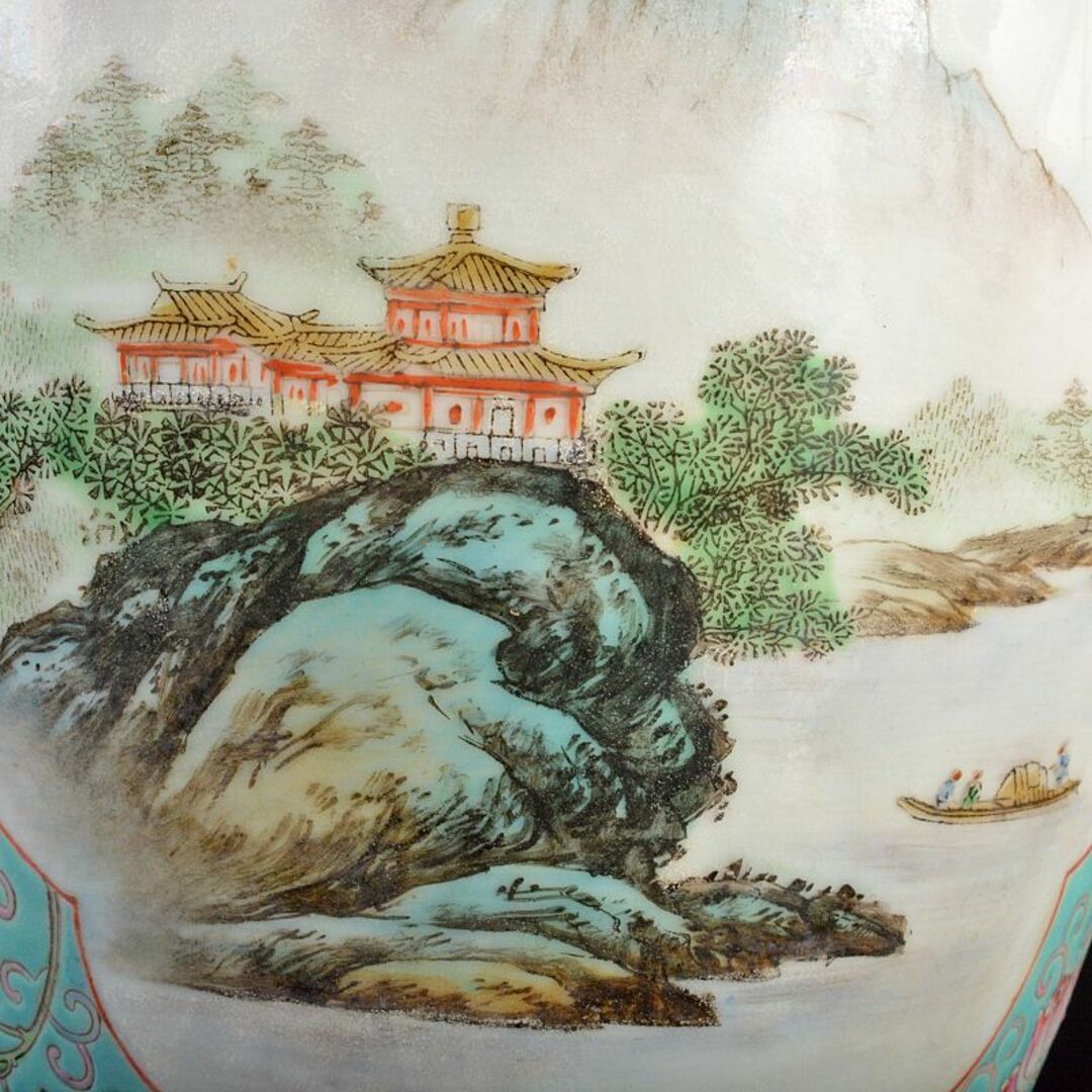 中国 中国景徳鎮製款 粉彩 花弁山水文盤口瓶 M R6661B 中国 中国景徳鎮製款 粉彩 花弁山水文盤口瓶 M R6661B
