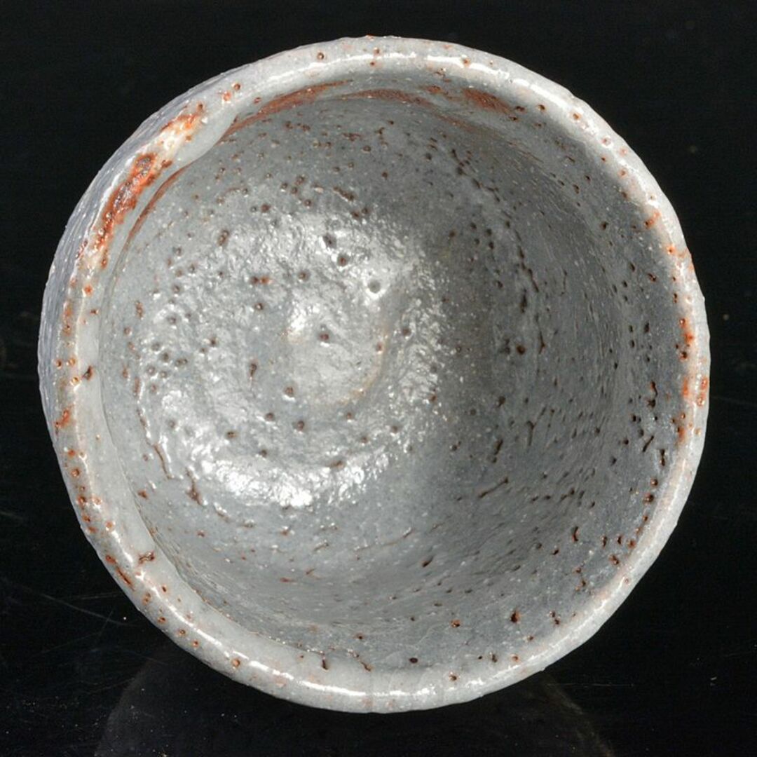 北大路魯山人作 鼠志野 盃 共箱 D R6670 北大路魯山人作 鼠志野 盃 共箱 D R6670