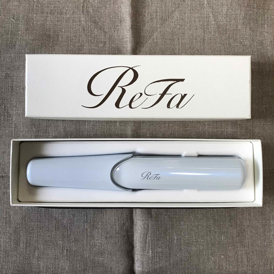 新モデル  Refa  リファ フィンガーアイロン  ST14500円️付属品